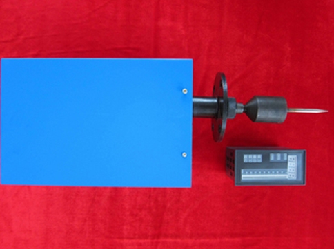 ULZC型(xing)系列(lie)重錘(chui)式料(liao)位計(ji)